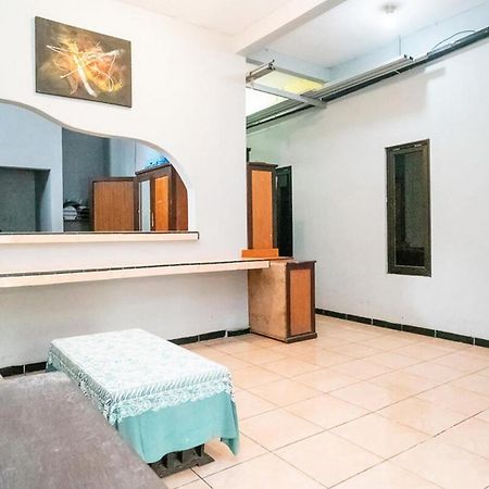 Jotel Guest House Mitra Reddoorz Pulauberayan Exterior foto