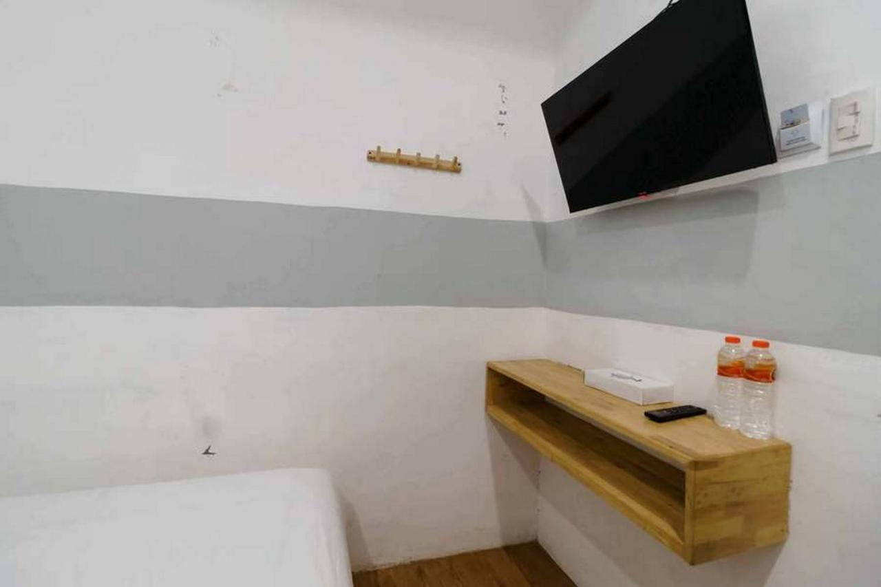 Jotel Guest House Mitra Reddoorz Pulauberayan Exterior foto